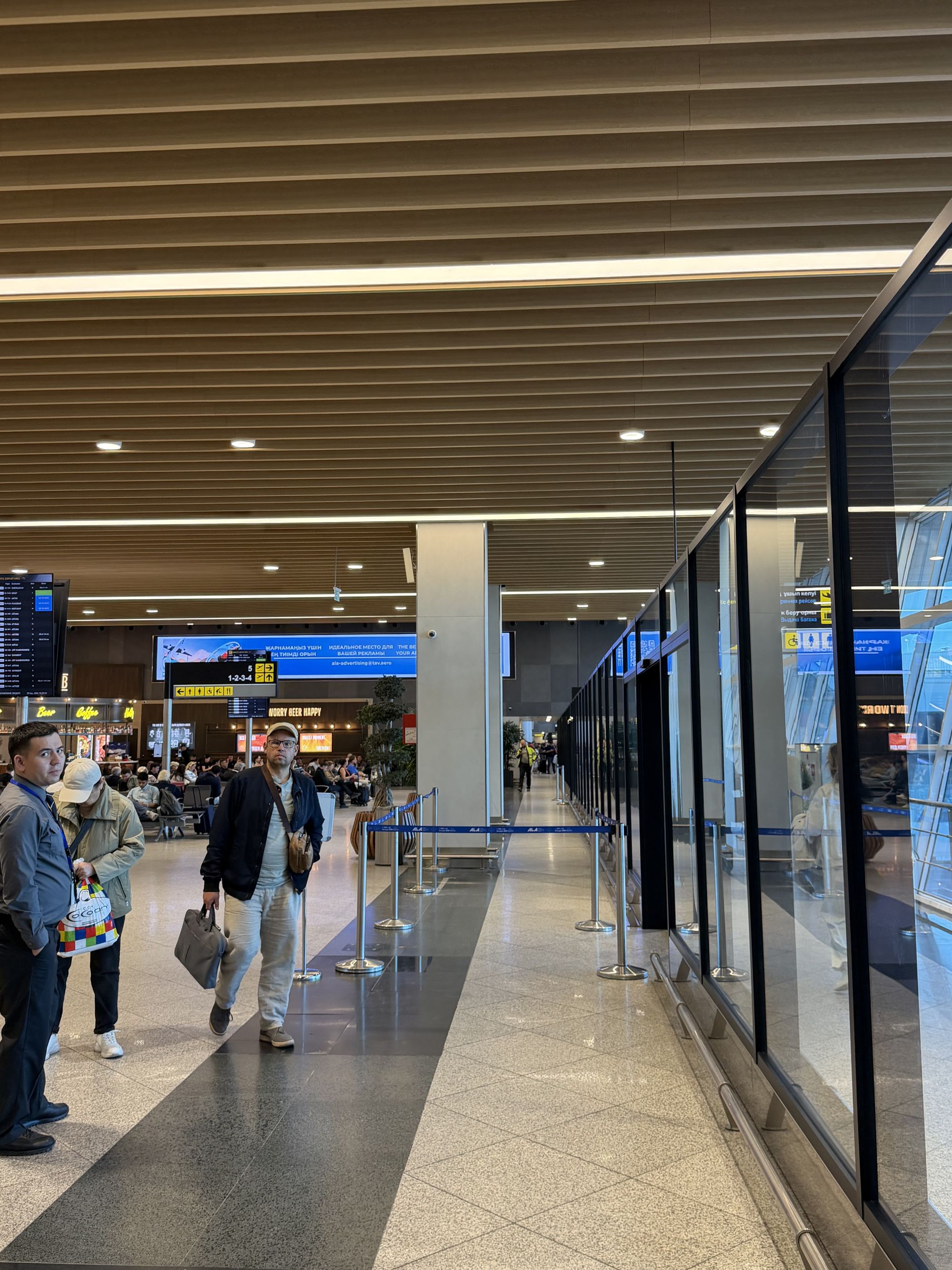Gates 4-5 Boarding Area